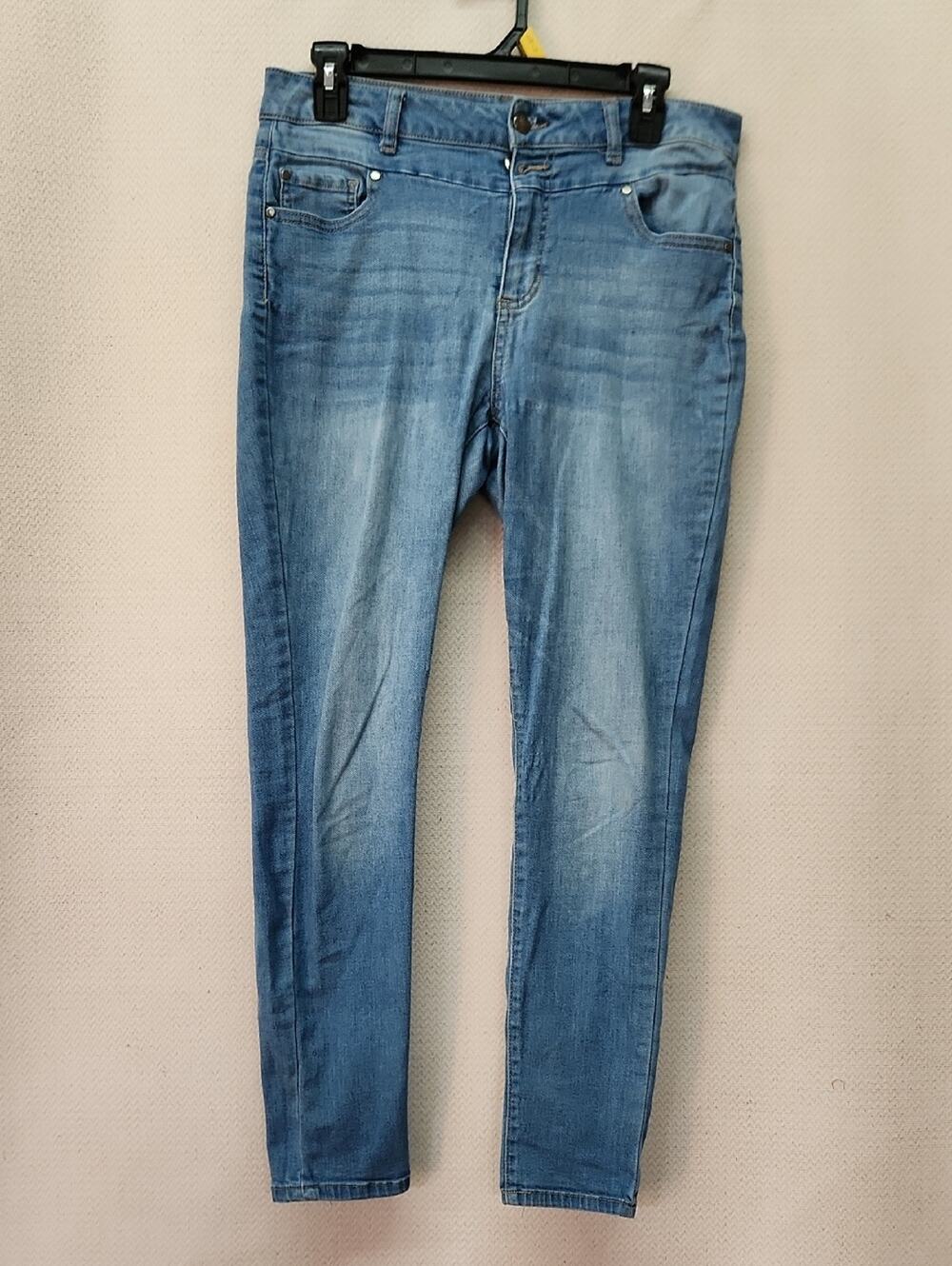 🚨2/$25 or 5/$50🚨 d. jeans Skinny Stretch Jeans